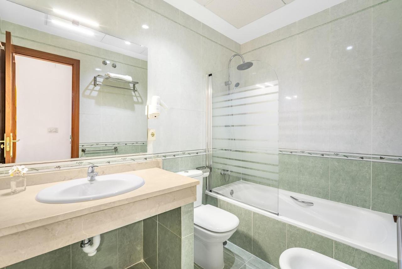 אסטפונה Don Juan Beach Resort מראה חיצוני תמונה
